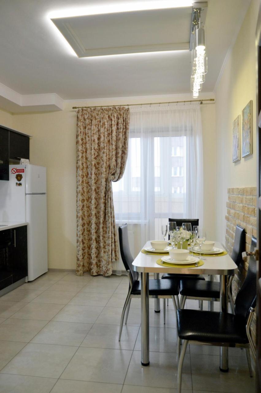 Comfort Apartments - Beautiful Suite By The Park Grodno Buitenkant foto